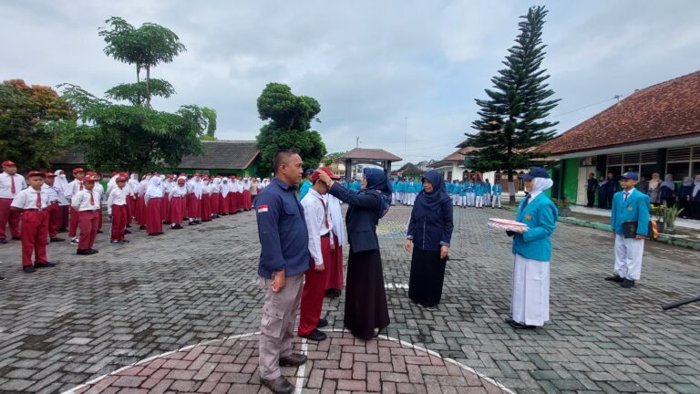 MPLS SMP Negeri 3 Ngaglik Berjalan Lancar, Tanamkan Disiplin, Kepedulian Lingkungan dan Penguatkan Karakter Serta Profil Lulusan