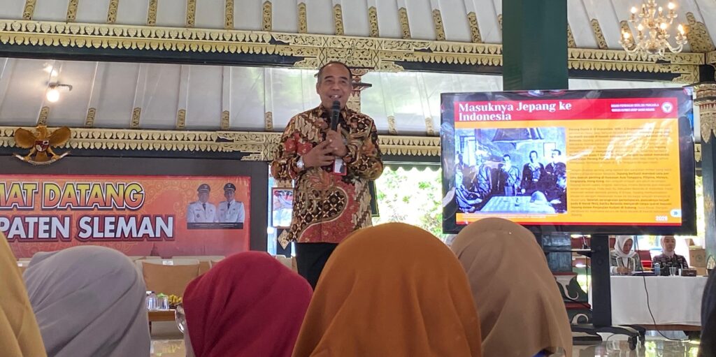 Guru Pendidikan Pancasila SMP Negeri 3 Ngaglik Ikuti Penguatan Mata Pelajaran Pendidikan Pancasila