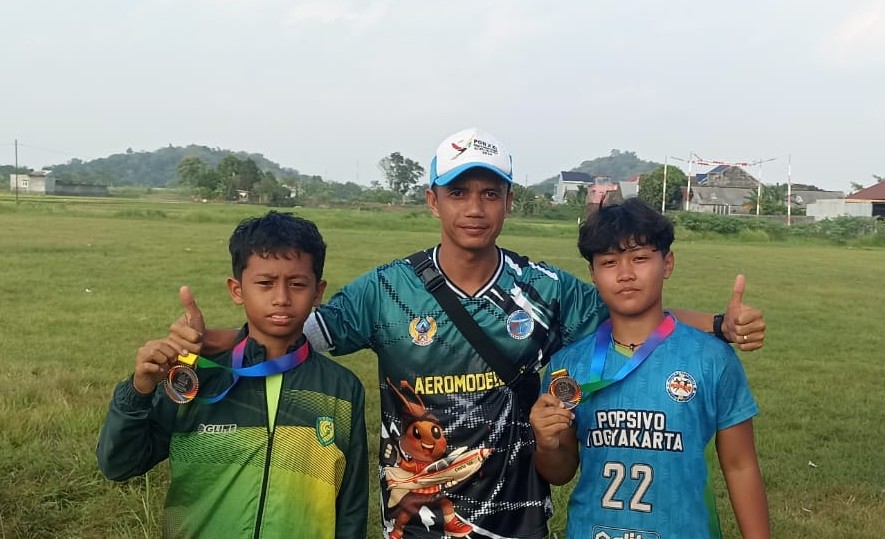 Atlit SMP Negeri 3 Ngaglik Raih Prestasi Gemilang Dikejuaraan Kabupaten Aeromodelling Sleman 2026