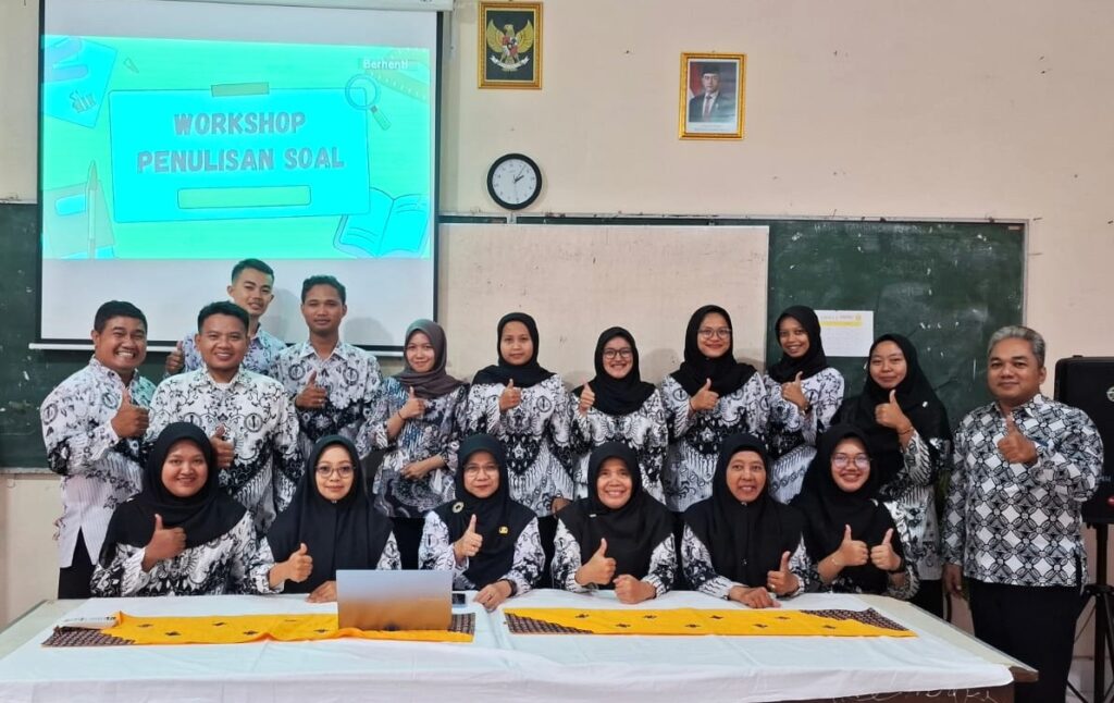Tingkatkan Kualitas Evaluasi Pembelajaran, SMP Negeri 3 Ngaglik Gelar Workshop Penyusunan Soal Berbasis AI