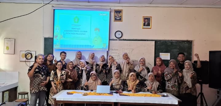 Persiapkan Generasi Unggul, SMPN 3 Ngaglik Gelar Workshop Pemetaan 8 Dimensi Profil Lulusan