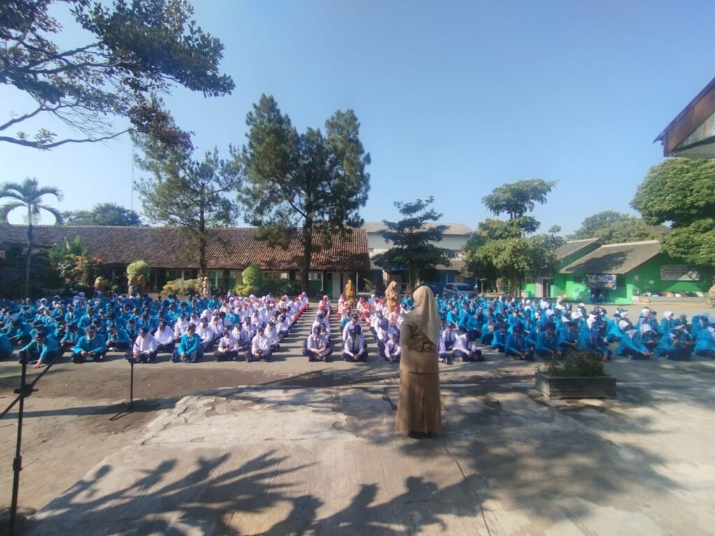 SMP Negeri 3 Ngaglik Gelar Pembinaan Karakter dan Disiplin: Cegah Kenakalan Remaja hingga Tegaskan Bebas Narkoba